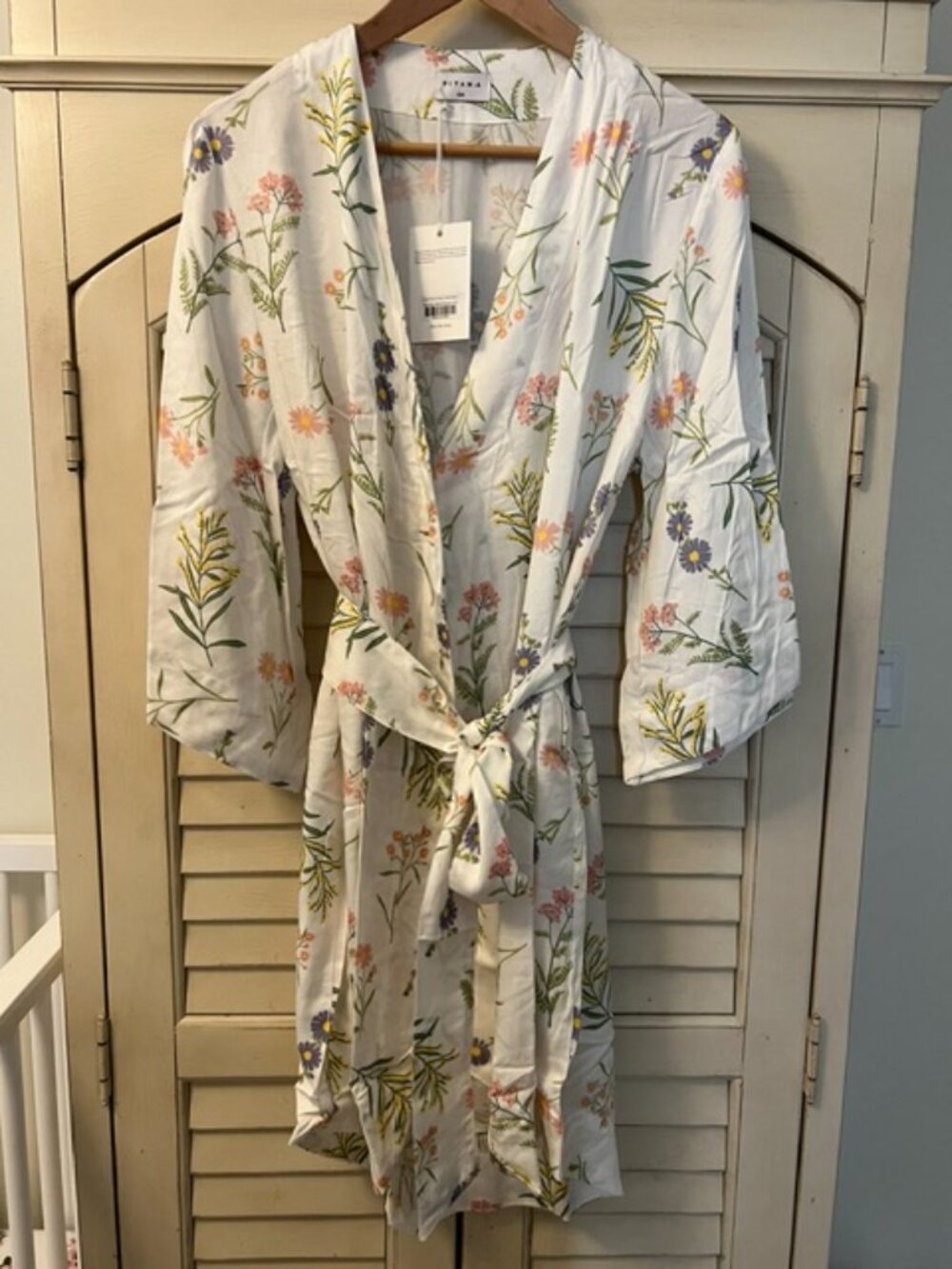 Piyama Womens Short Kimono Robe Wild Flower Spring Romantic - Size S/M